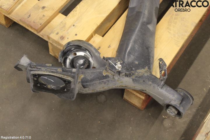 Nissan QASHQAI 17-21 Bakaxelbalk