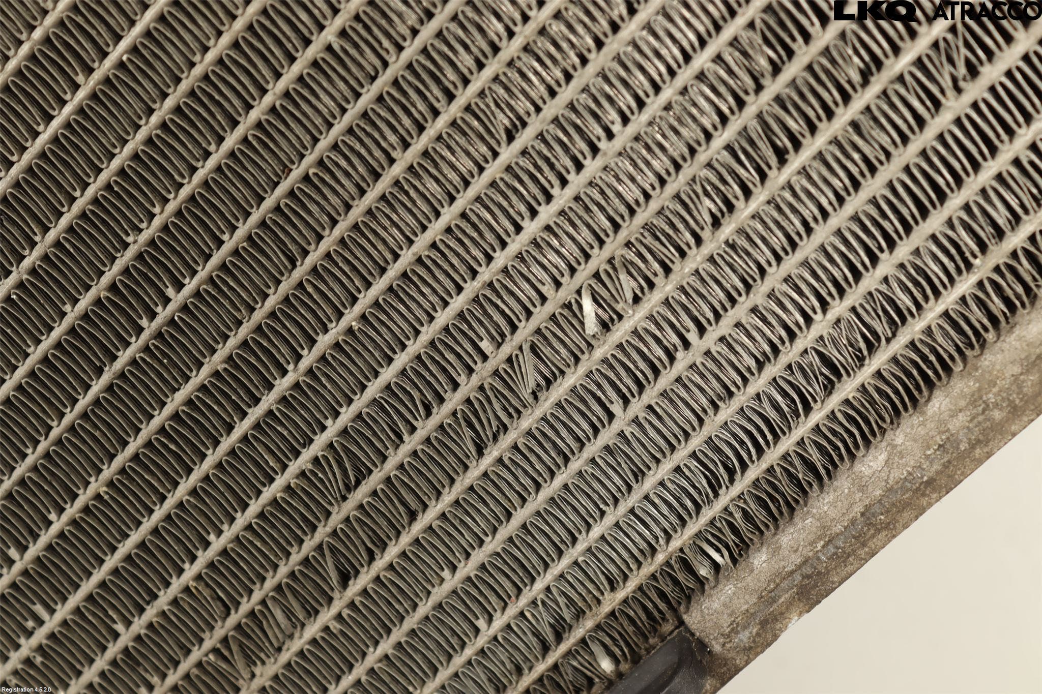 Audi Q7/SQ7 Kylare Man