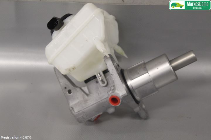 Audi A7/S7 4G 11-17 Broms Huvudcylinder