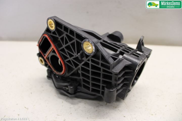 Nissan QASHQAI 14-17 Injspjällhus