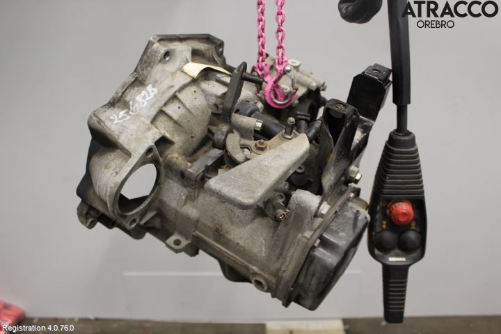 Volkswagen VW POLO 10-17 Växellåda Man 5 Vxl