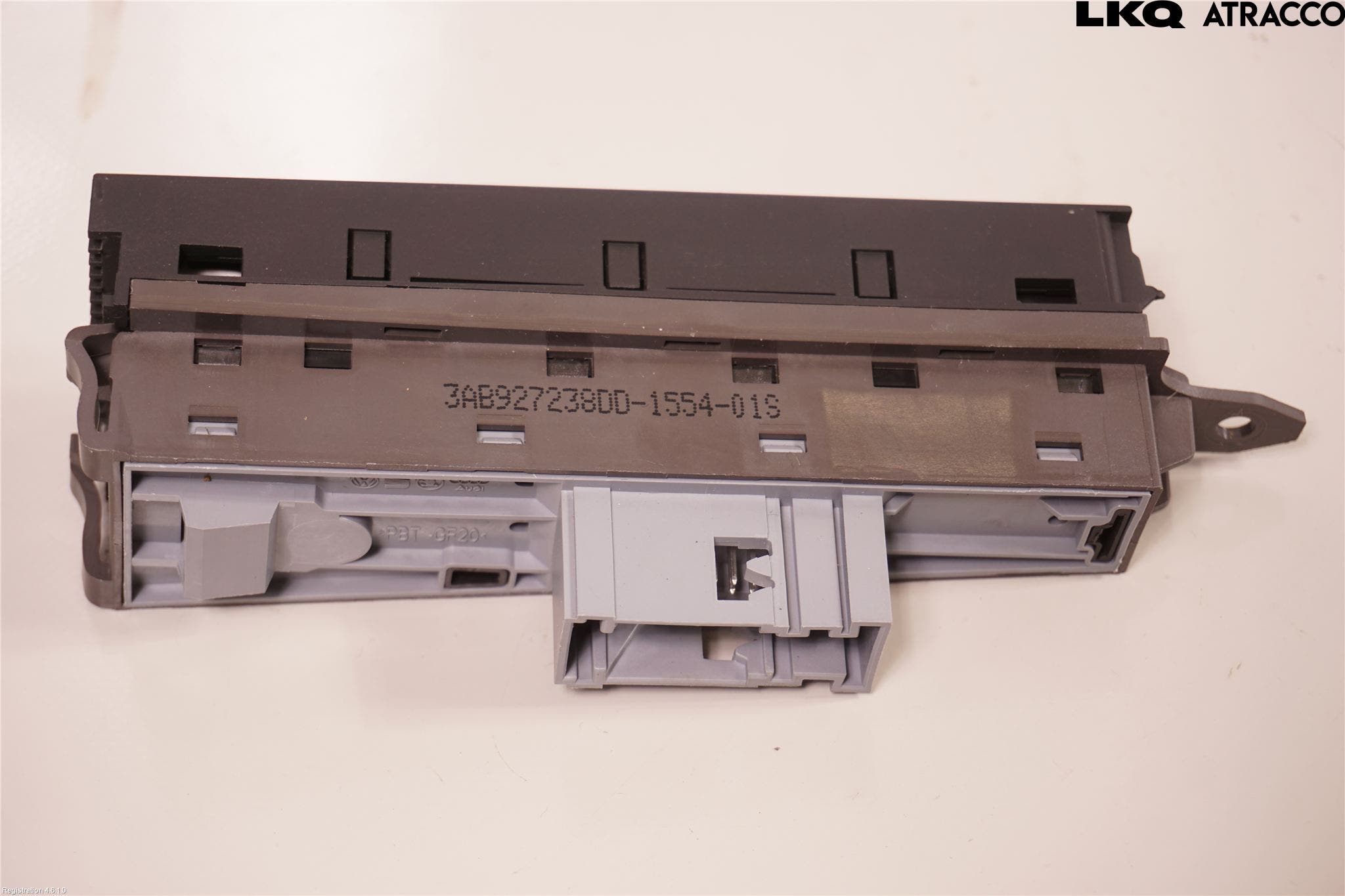 Volkswagen VW PASSAT 15-19 Strömställare Multifunktion