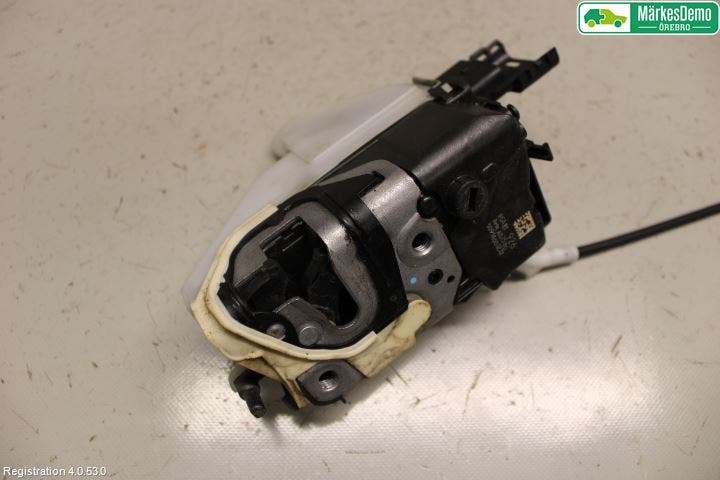 Peugeot 508 11-18 Låskista-Dörrlås