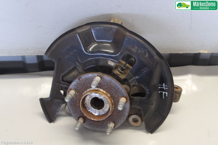 Mazda CX-3 Styrspindel Lagerhus Hö