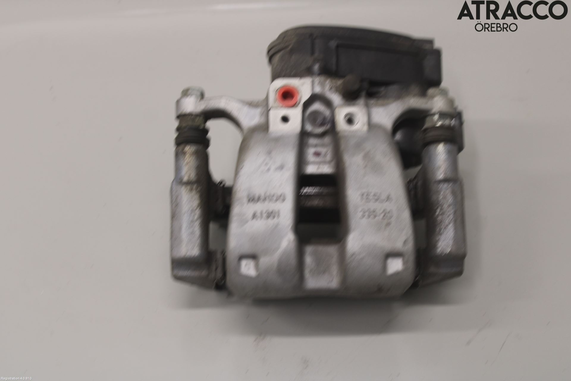 Tesla MODEL 3 17- Bromsok Bak Höger