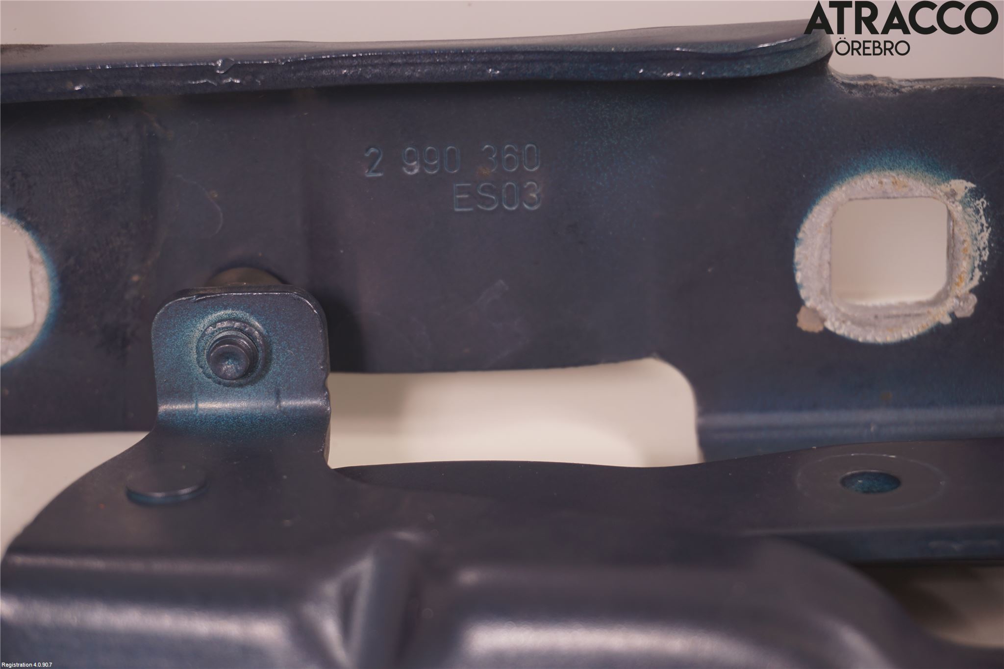 BMW X1 E84 10-15 Huvgångjärn