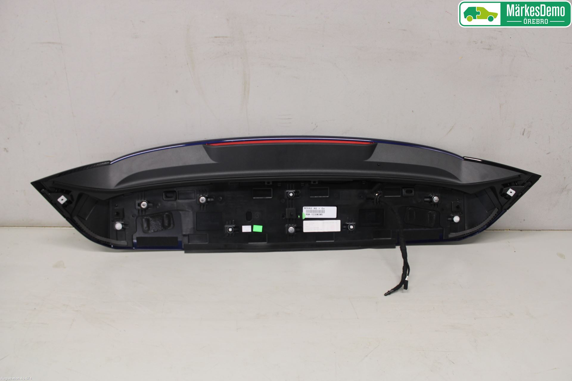 Volkswagen VW GOLF / E-GOLF VIII 20- Spoiler Baklucka