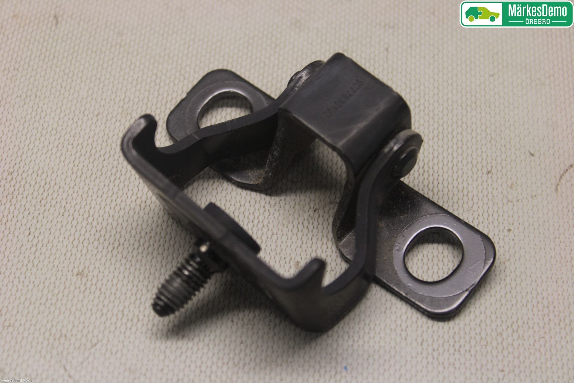 Peugeot 308 14-21 Bakluckegångjärn Hö