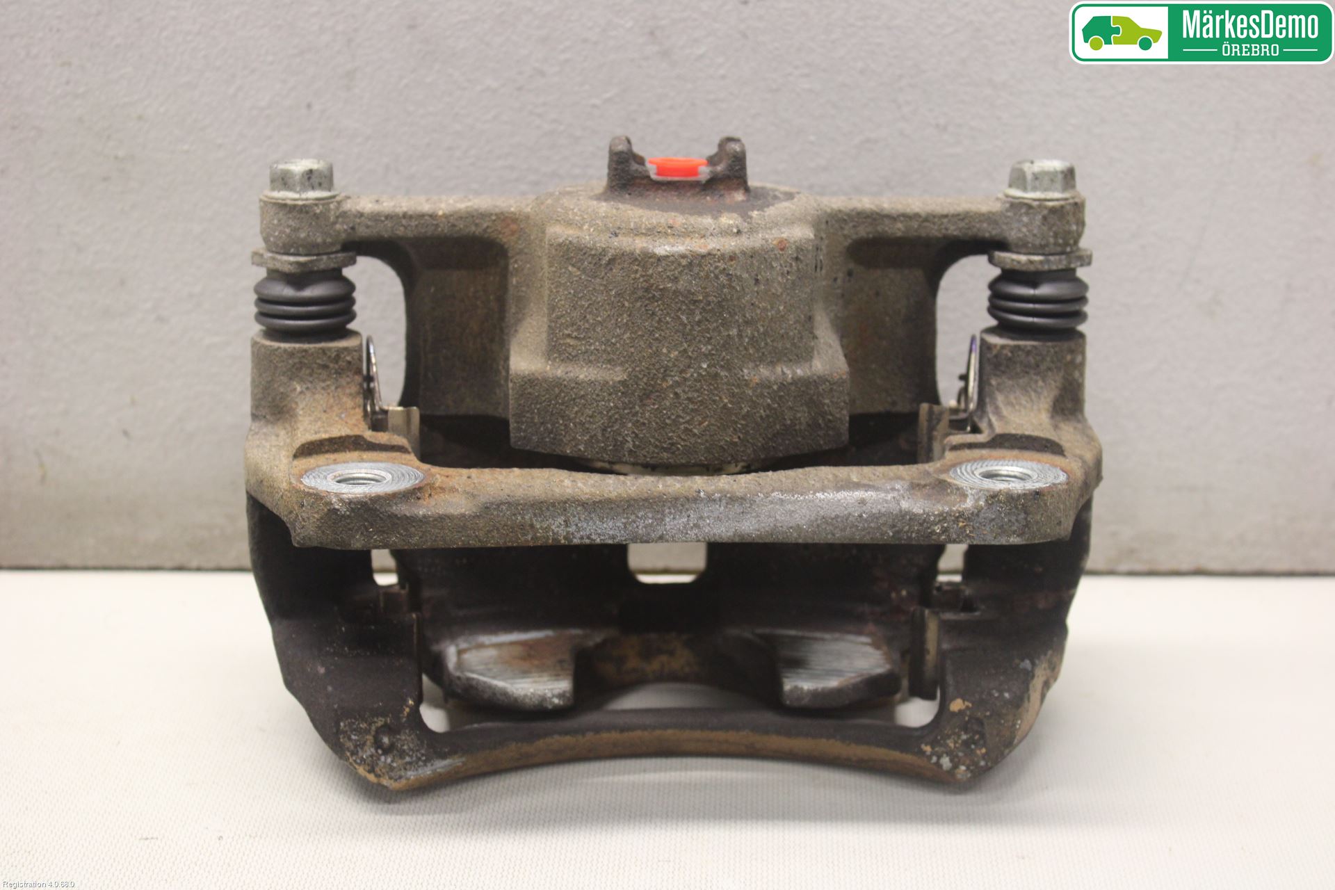 Suzuki VITARA 15- Bromsok Fram Höger