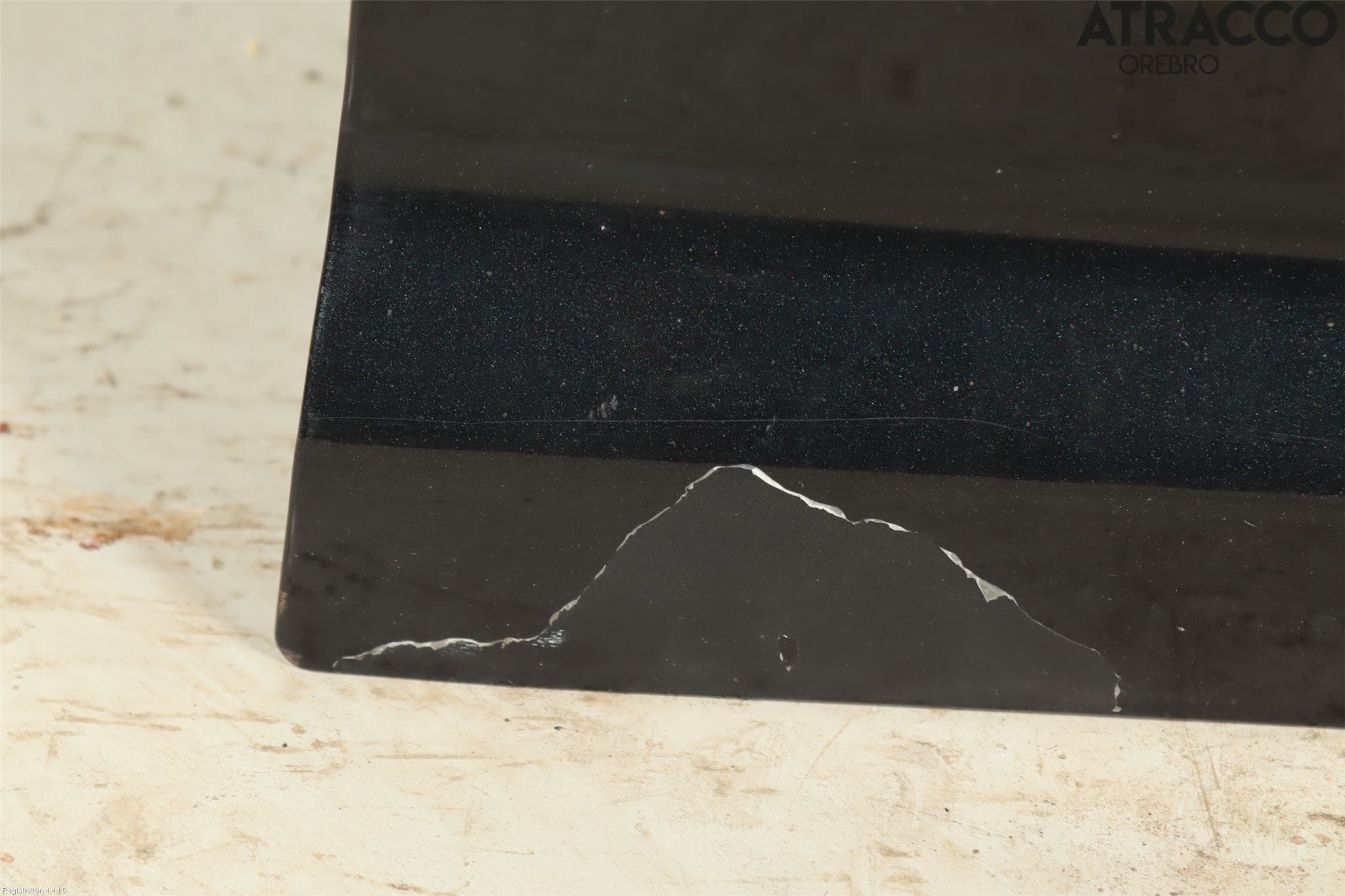 Toyota AVENSIS 09-15 Dörr Fram Höger