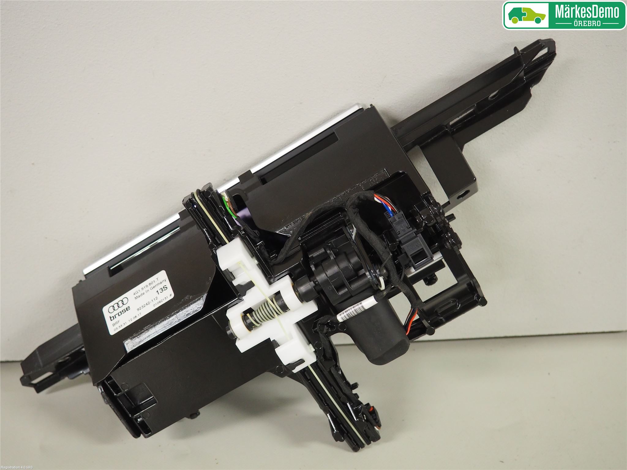 Audi A6/S6 4G 11-18 Bildskärm