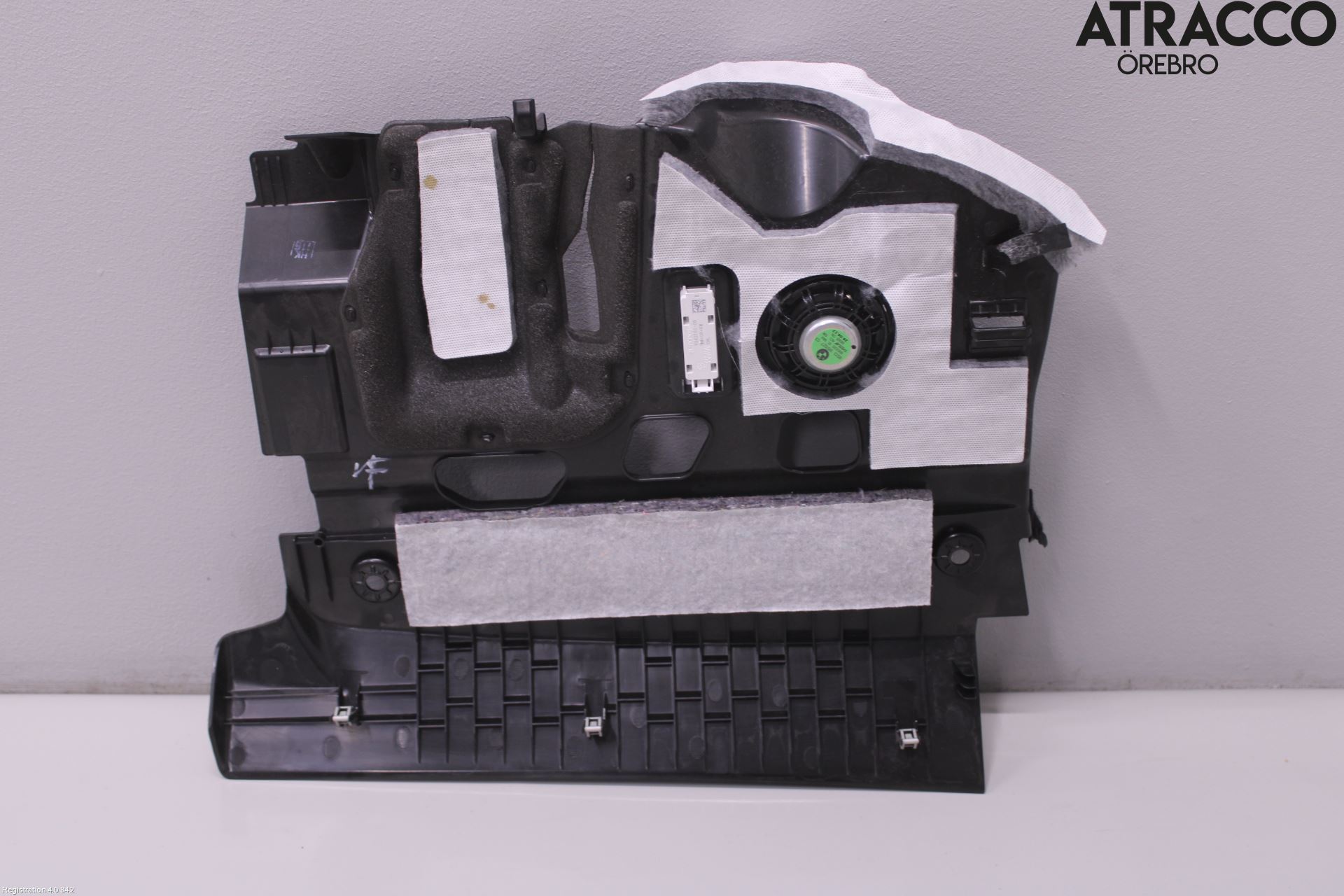 BMW 3 F30/F31/F80 12-19 Instrbräda Stötskydd