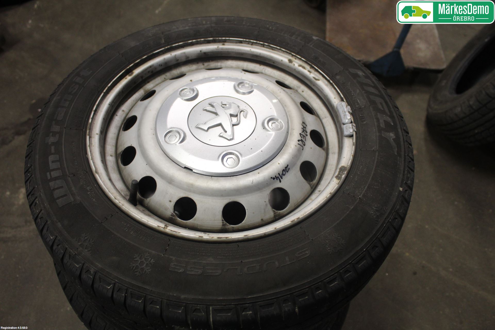 Peugeot EXPERT 15-16 Vinterdäck Plåtfälg 4St