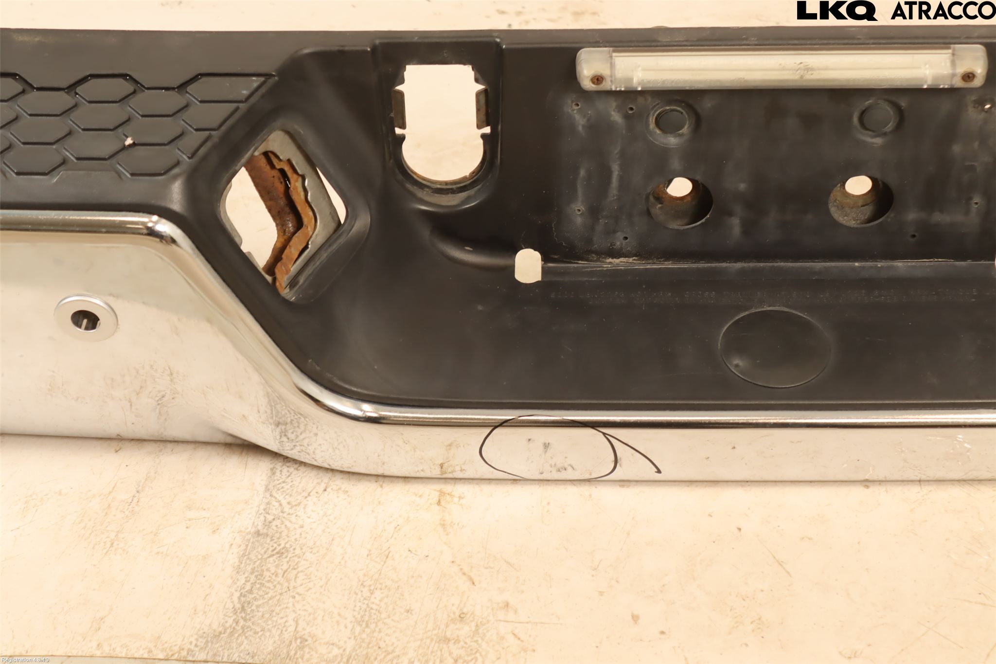 Dodge PICK UP RAM 81- Stötfångarbeklädnad Bak