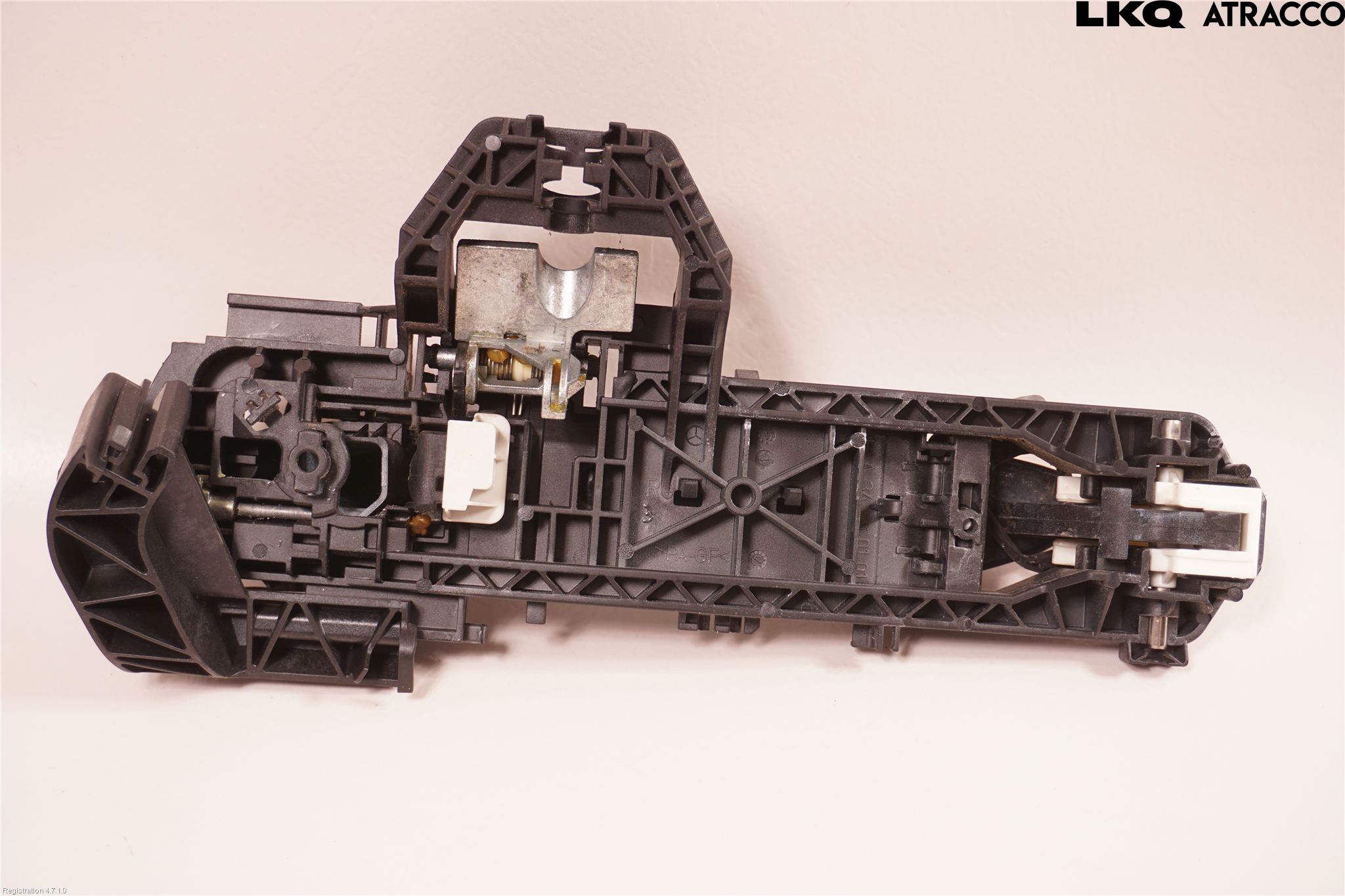 Mercedes-Benz MB C-KLASS (W204) 07-15 Dörrhandtag Yttre Hö