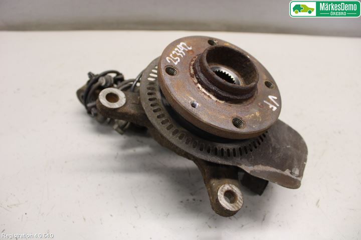 Suzuki SWIFT 11-16 Styrspindel Lagerhus Vä