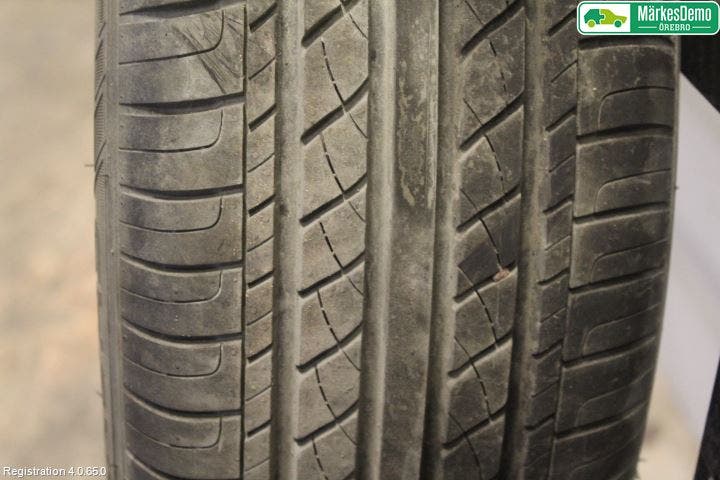 Peugeot PARTNER 16-18 Sommardäck Med Fälg