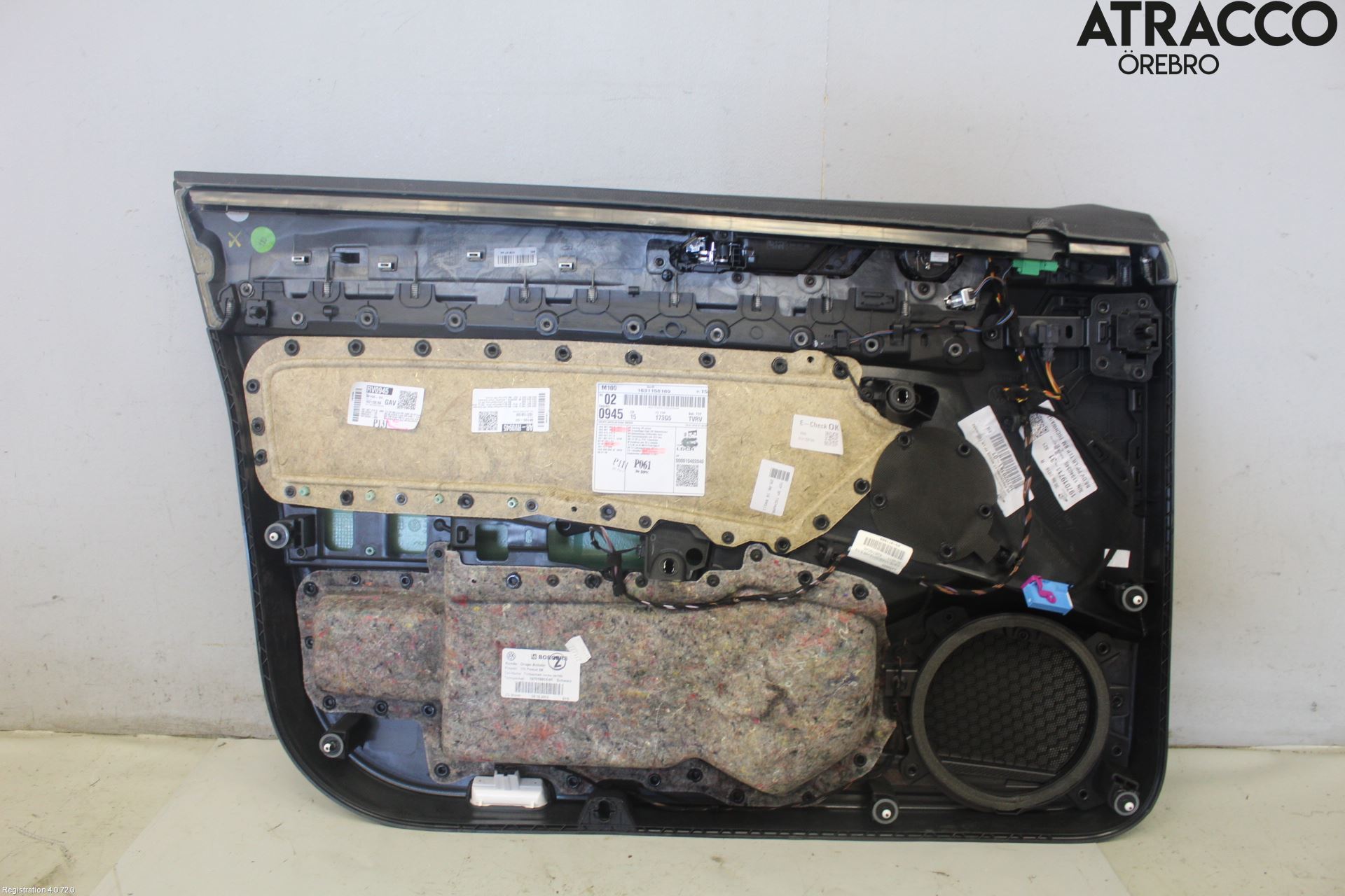 Volkswagen VW PASSAT 15-19 Dörrklädsel Hö