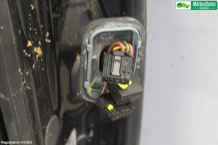 Porsche CAYENNE 03- Dörr Bak Vänster