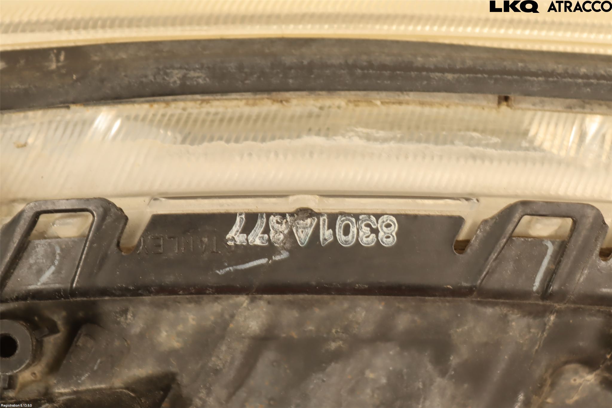 Mitsubishi L200 06-15 Strålkastare Vänster