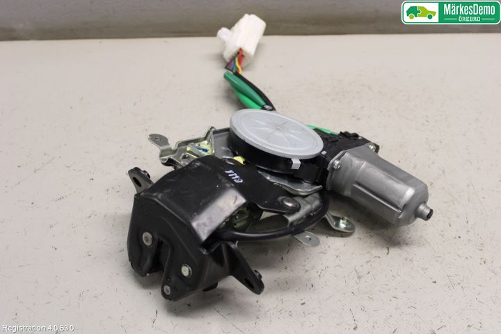 Mitsubishi OUTLANDER 13-21 Låskista Baklucka