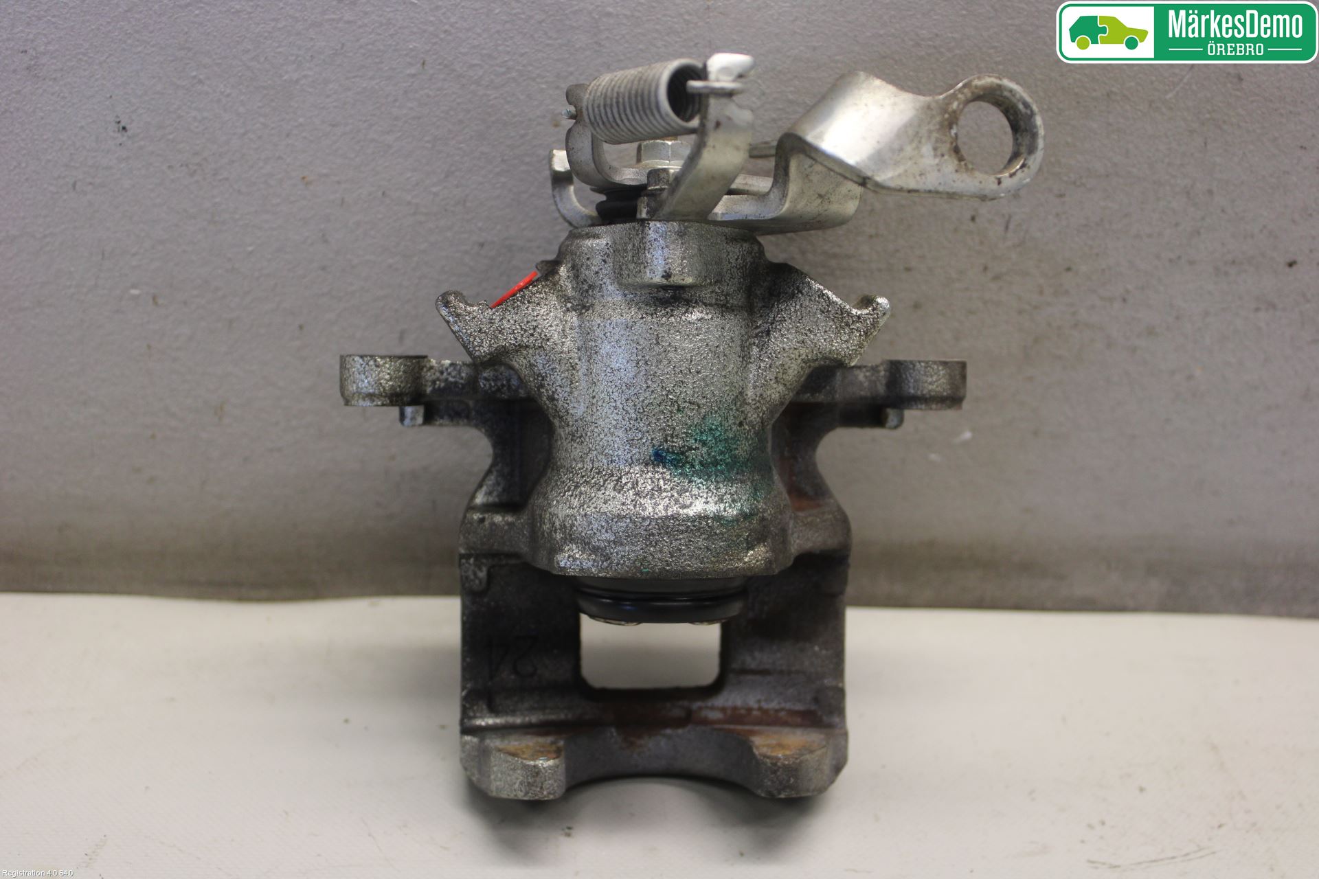 Mitsubishi OUTLANDER 13-21 Bromsok Bak Vänster