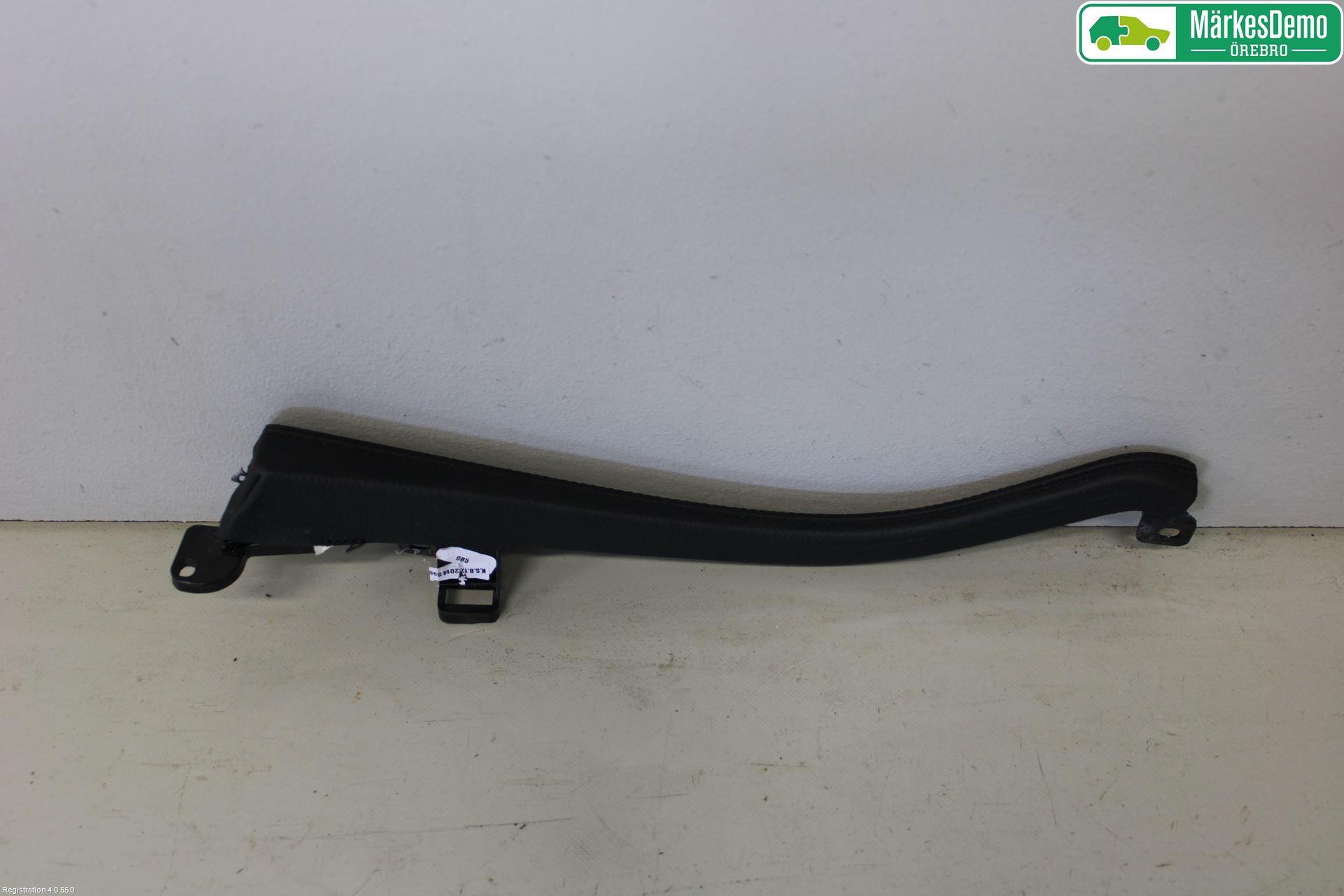 BMW 5 F10/F11/F18 09-17 Instrumentkonsoll Golv