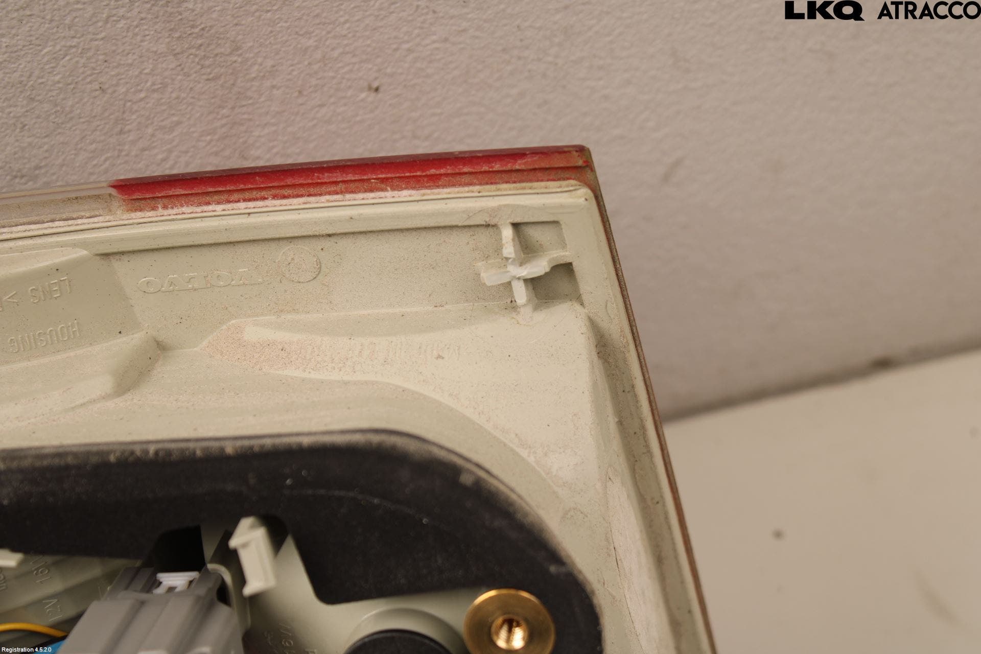 Volvo V70 08-13 Bakljus Lucka Vä