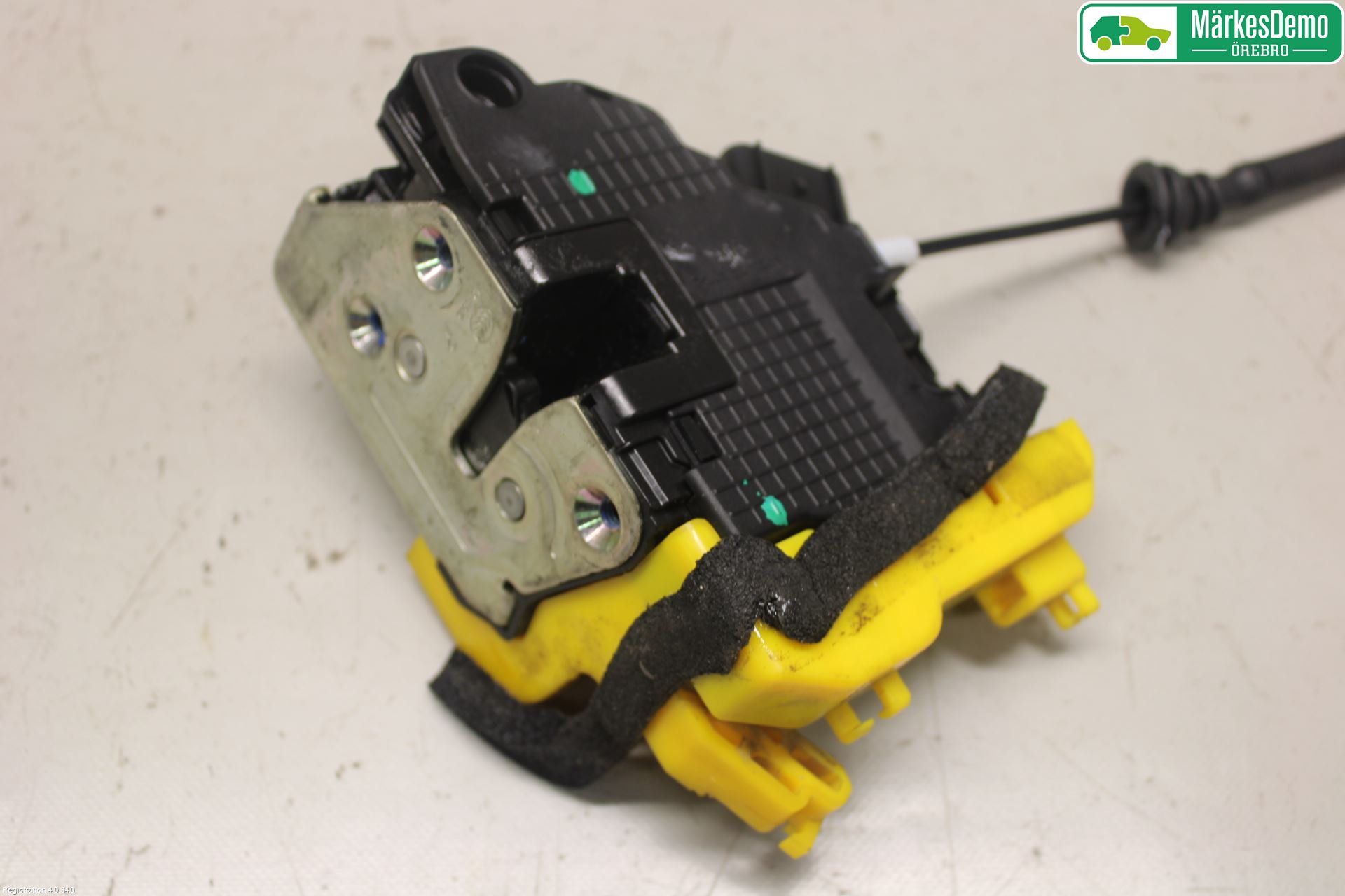 Kia CEED 12-18 Låskista-Dörrlås