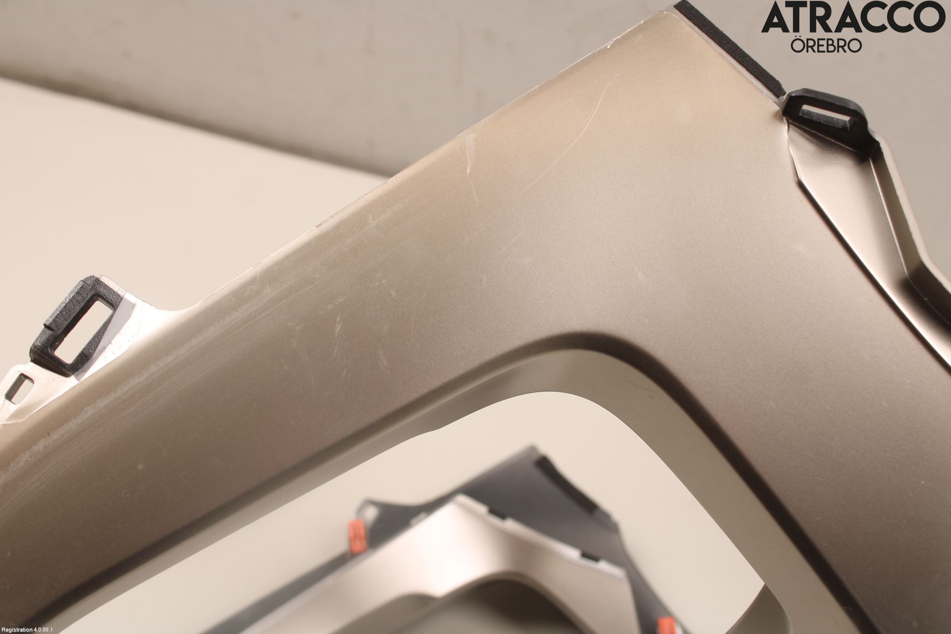 Lexus NX 300h 15-21 Instrumentkonsoll Mitt