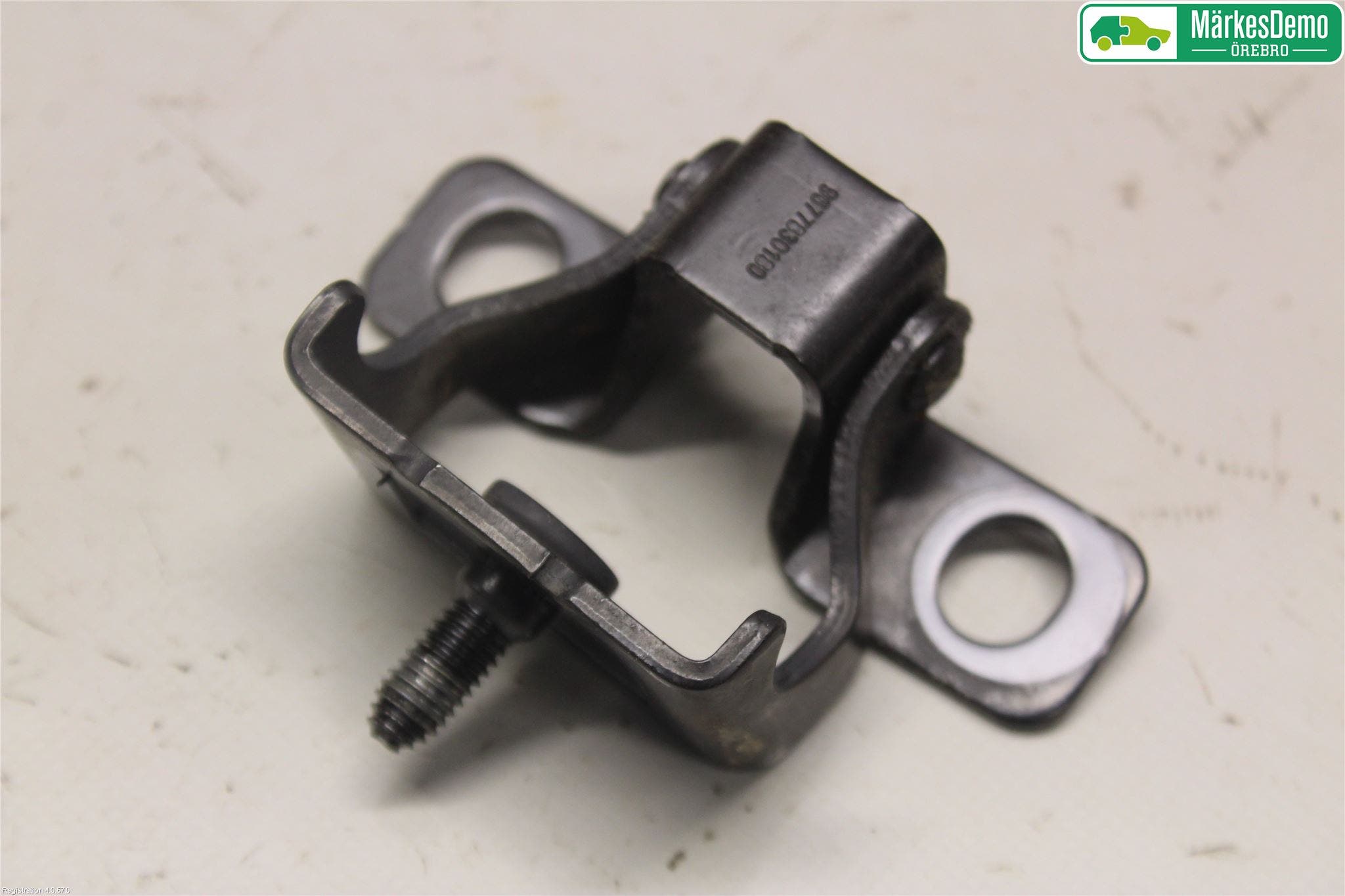 Peugeot 308 14-21 Bakluckegångjärn Hö