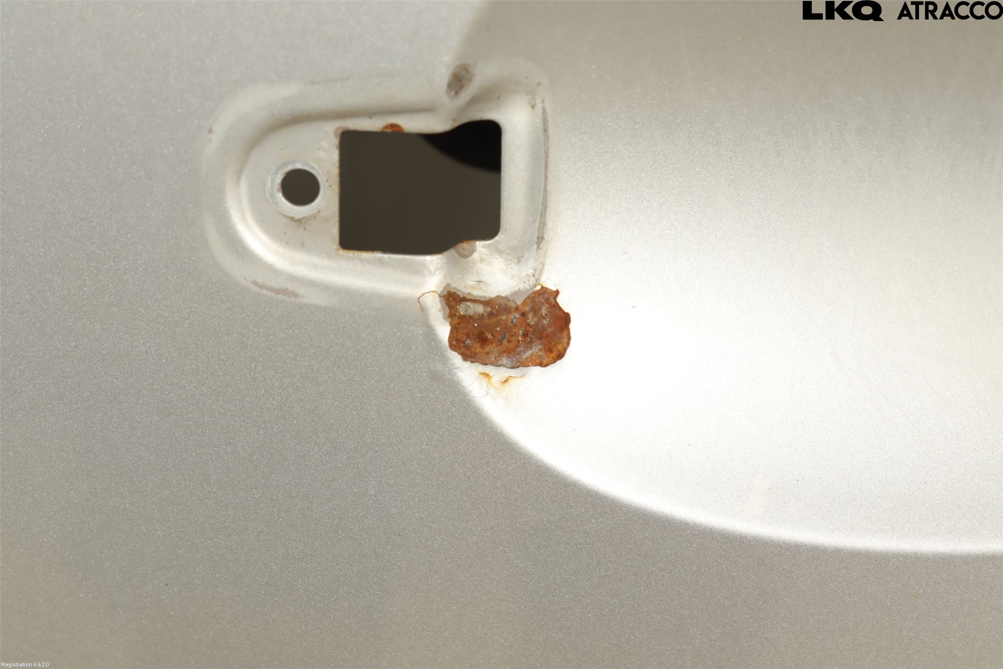 Volvo V70 08-13 Dörr Fram Vänster