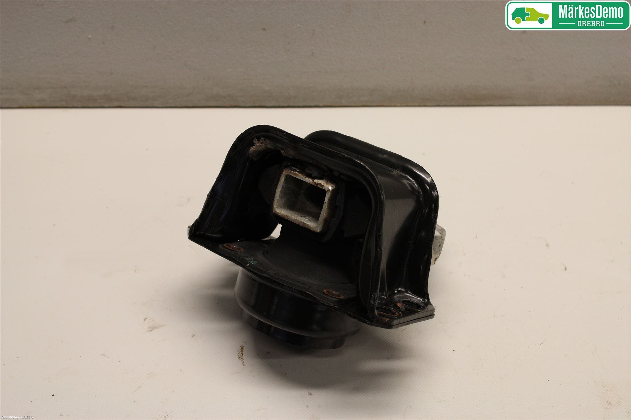 Peugeot PARTNER 16-18 Motorfäste