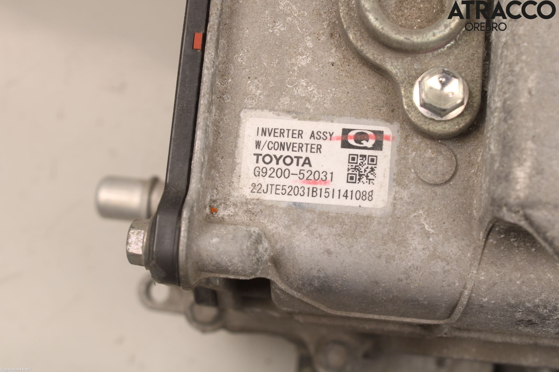 Toyota YARIS XP130 15-20 Hybridconverter