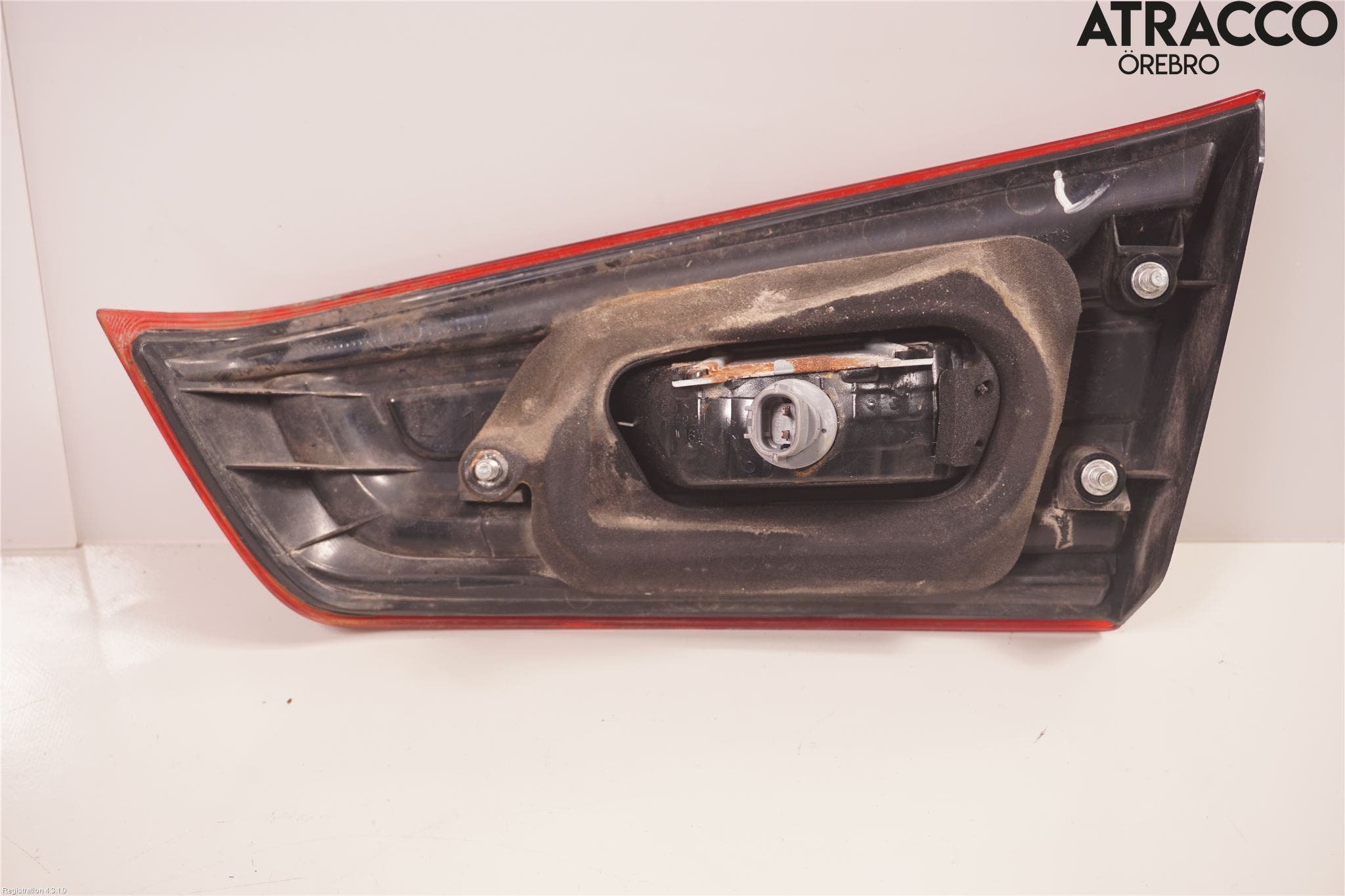 Mitsubishi ASX 10-22 Bakljus Lucka Vä