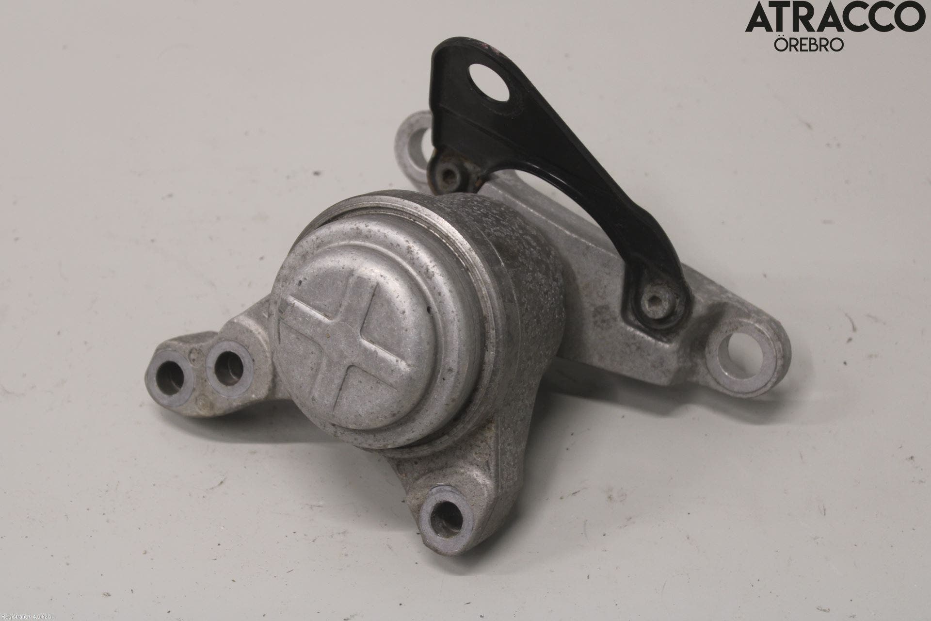 Volvo S60 11-13 Motorfäste