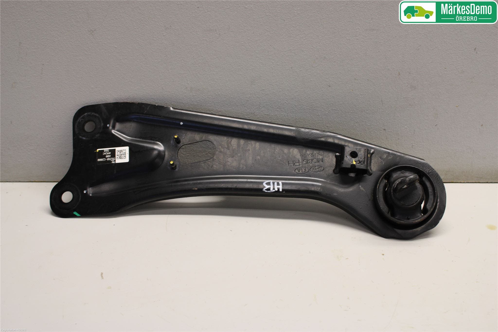 Kia NIRO (DE) 17-22 Bärarm Bak Höger