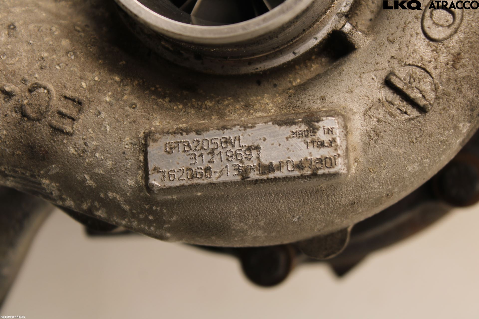 Volvo V70 08-13 Turboaggregat