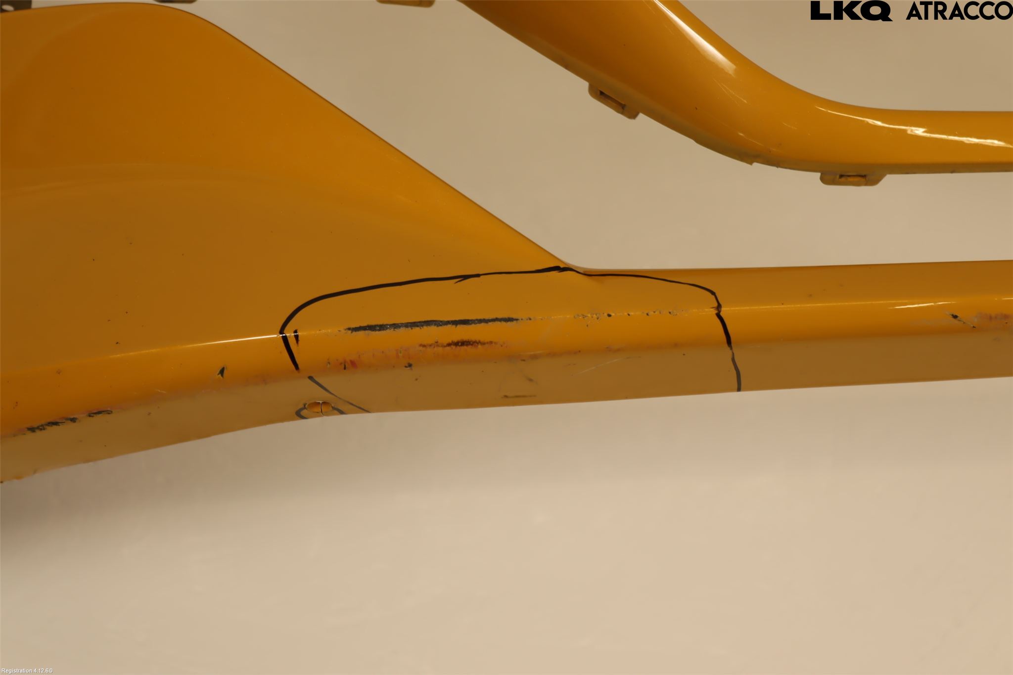 Peugeot 208/E-208 20- Stötfångarbeklädnad Fram