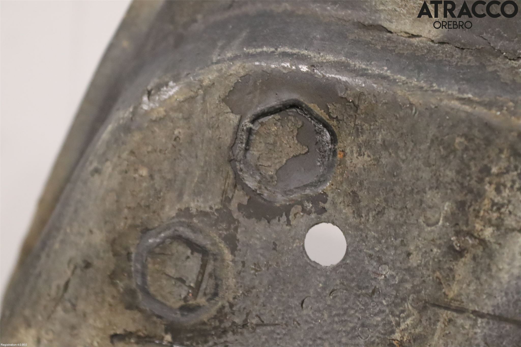 Nissan LEAF 18- Hasplåt Plåt-Plast