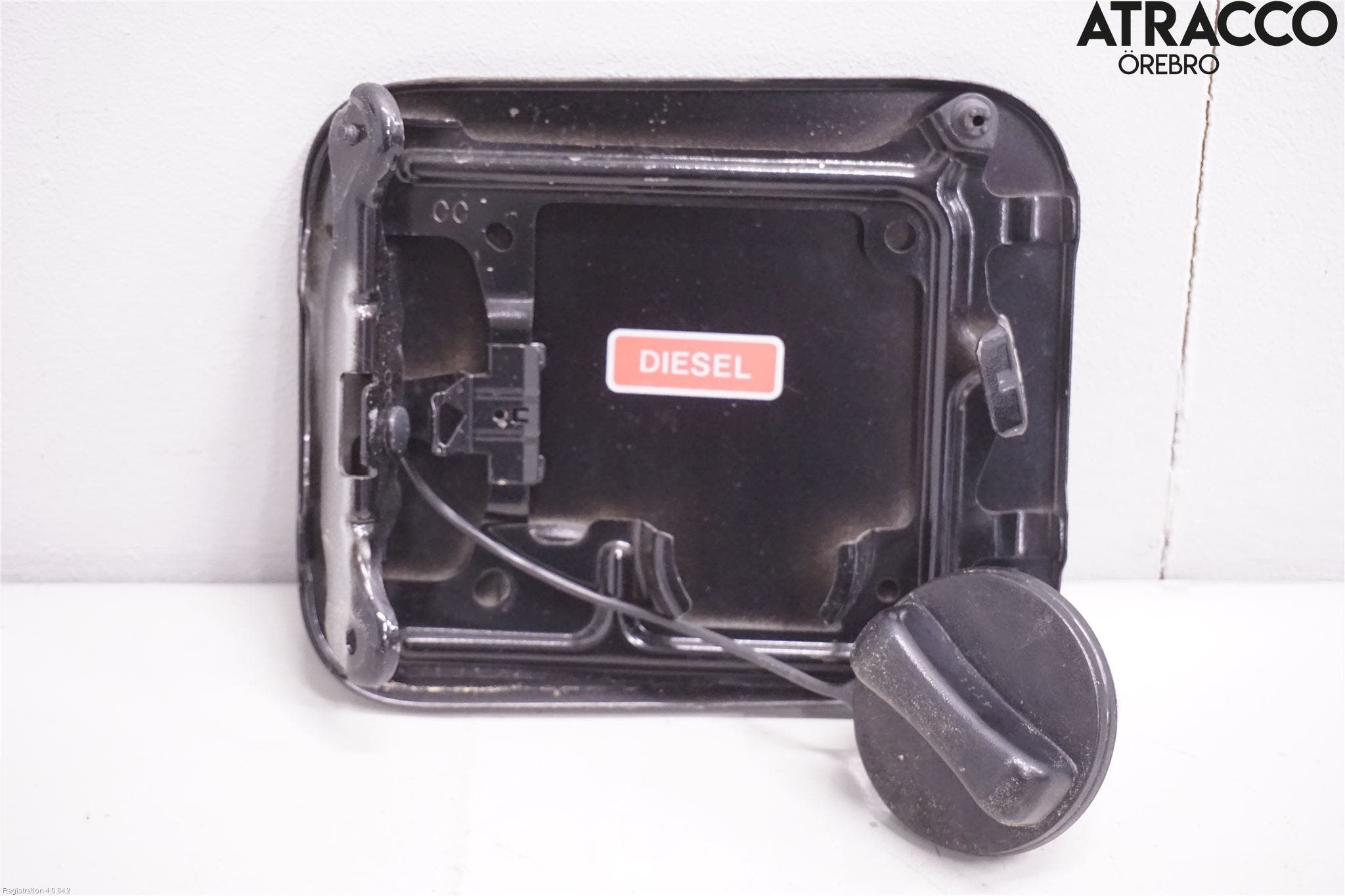 Nissan X-TRAIL 14-21 Tanklucka