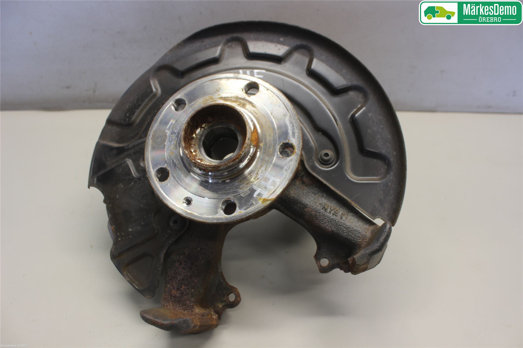 Volkswagen VW GOLF / E-GOLF VII 13-20 Styrspindel Lagerhus Hö