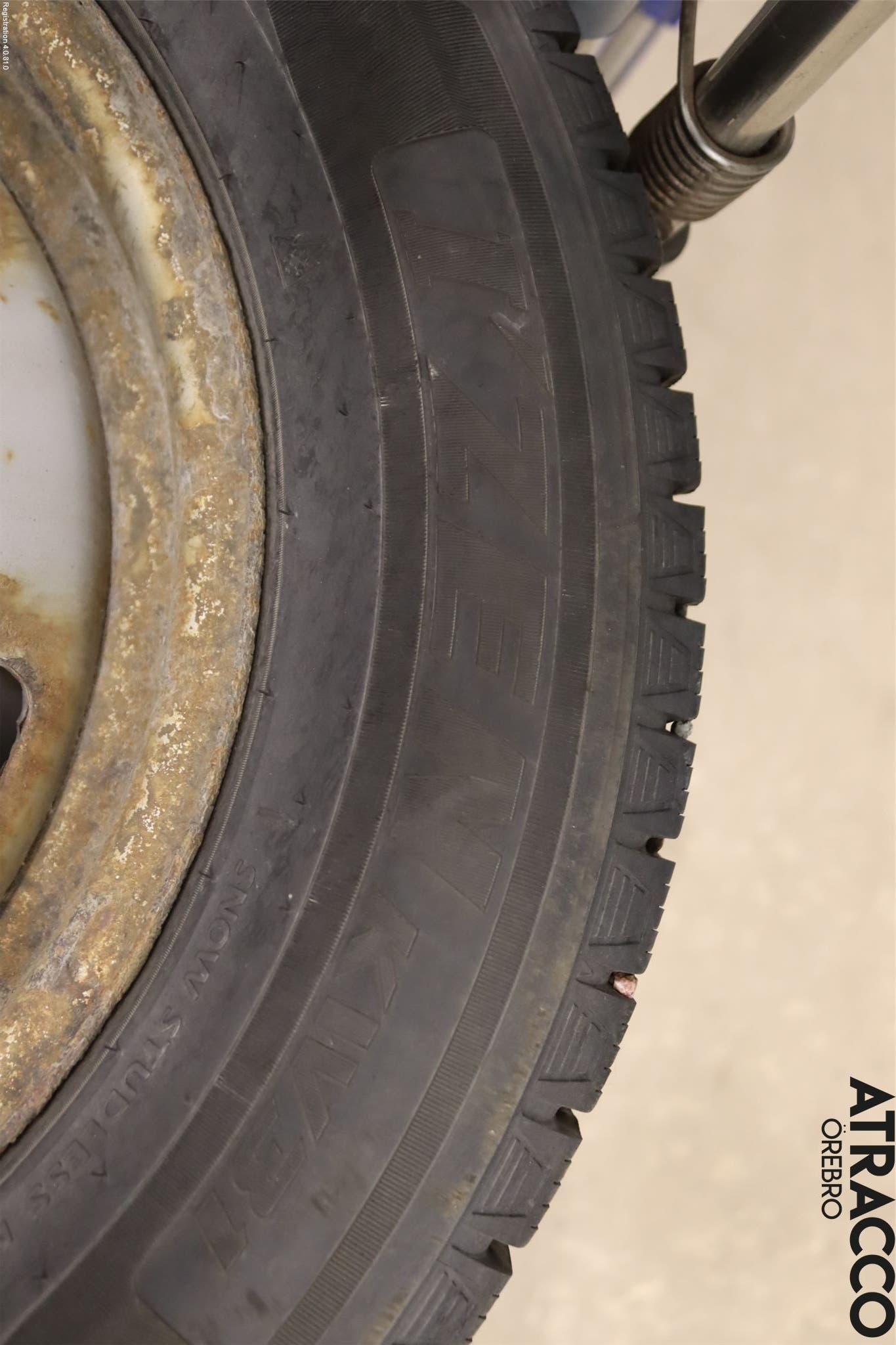 Mitsubishi PAJERO  99-06 Vinterdäck Plåtfälg 4St