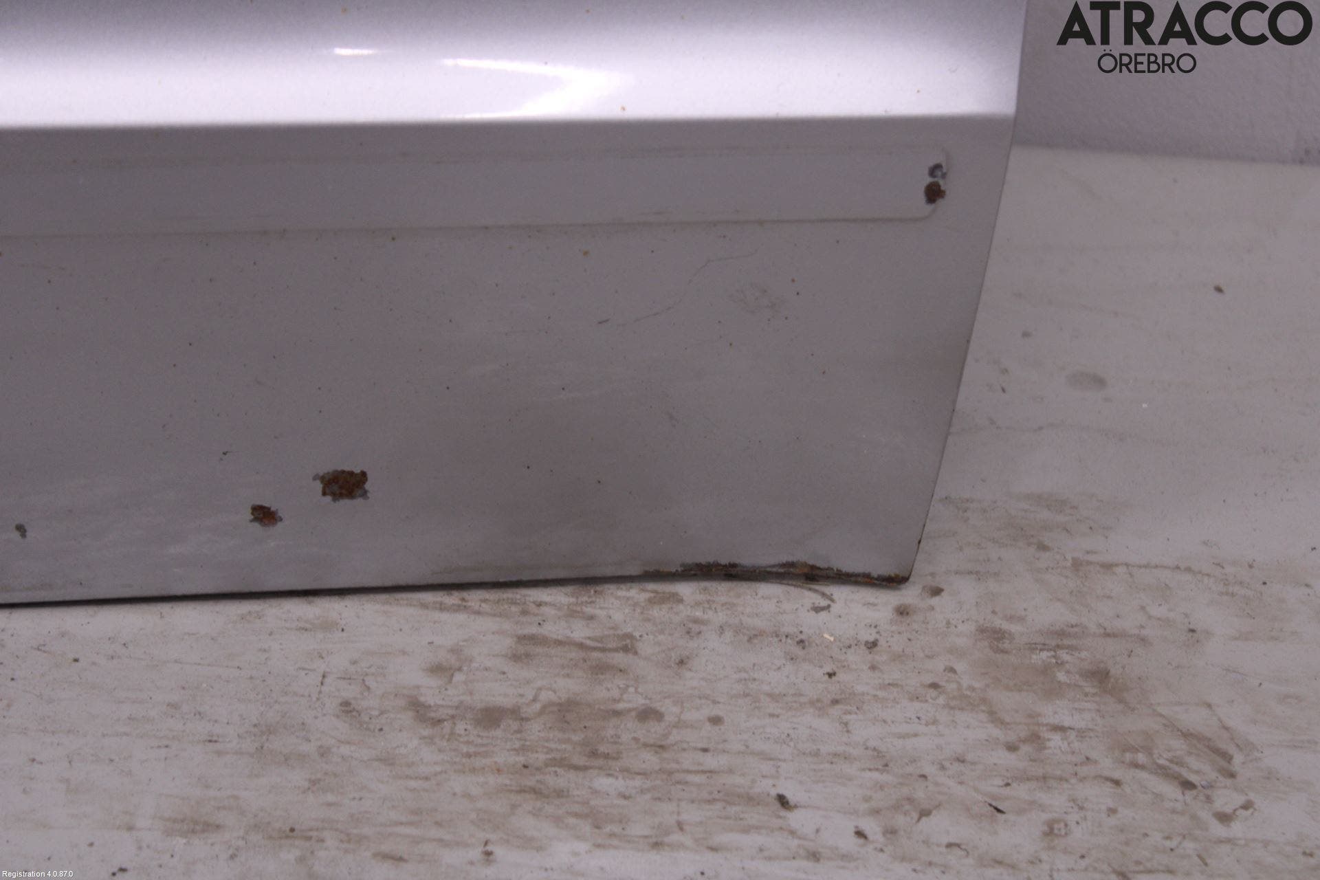 Skoda SUPERB 09-15 Dörr Fram Höger