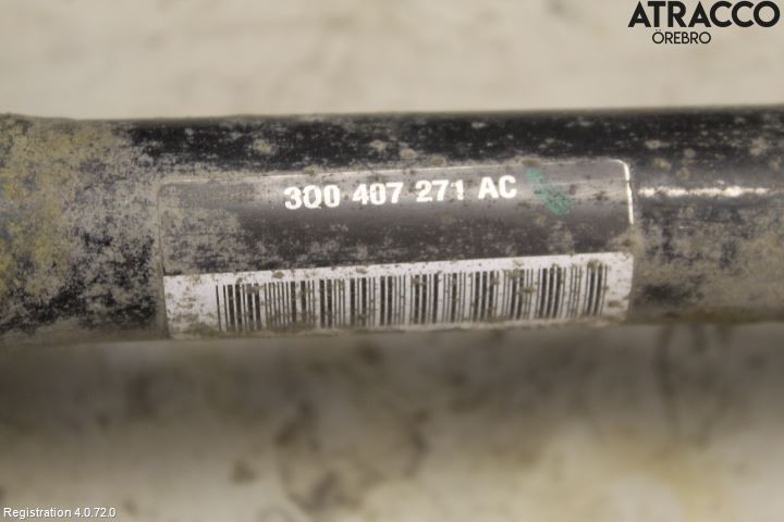 Volkswagen VW PASSAT 15-19 Drivaxel Fram Vänster