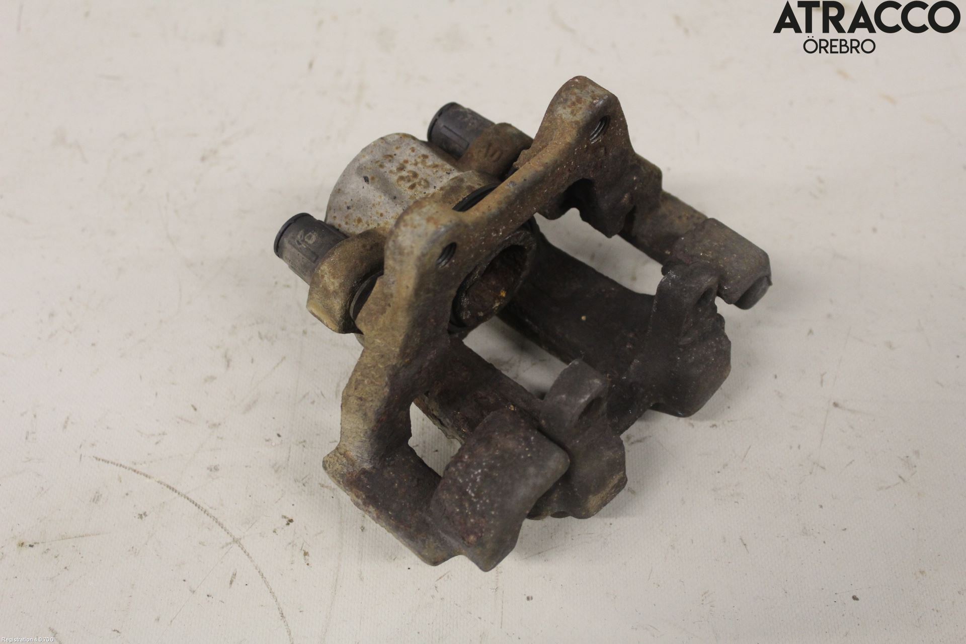 BMW 3 F30/F31/F80 12-19 Bromsok Bak Höger
