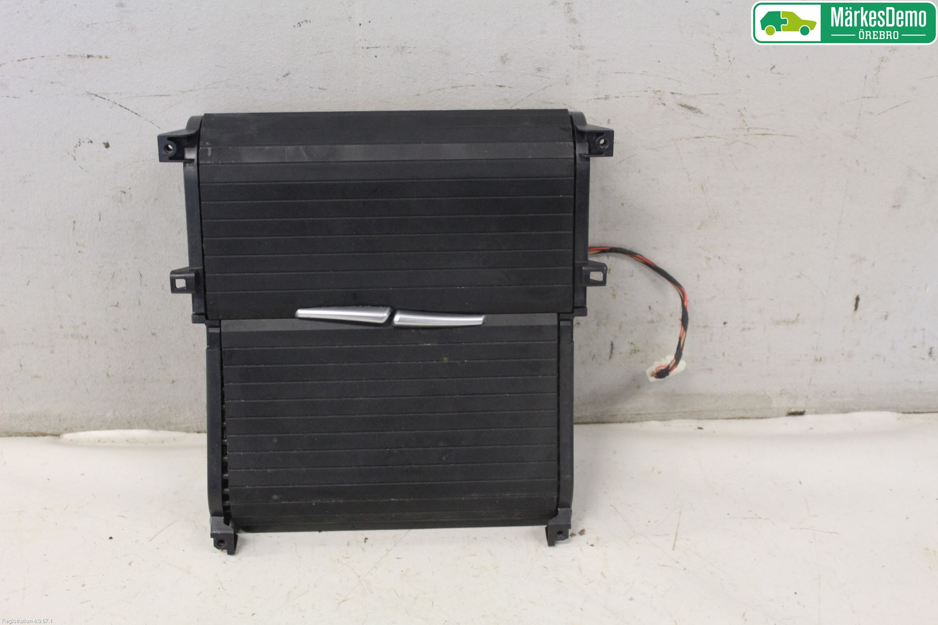 BMW X6 E71/E72   08-14 Mugghållare