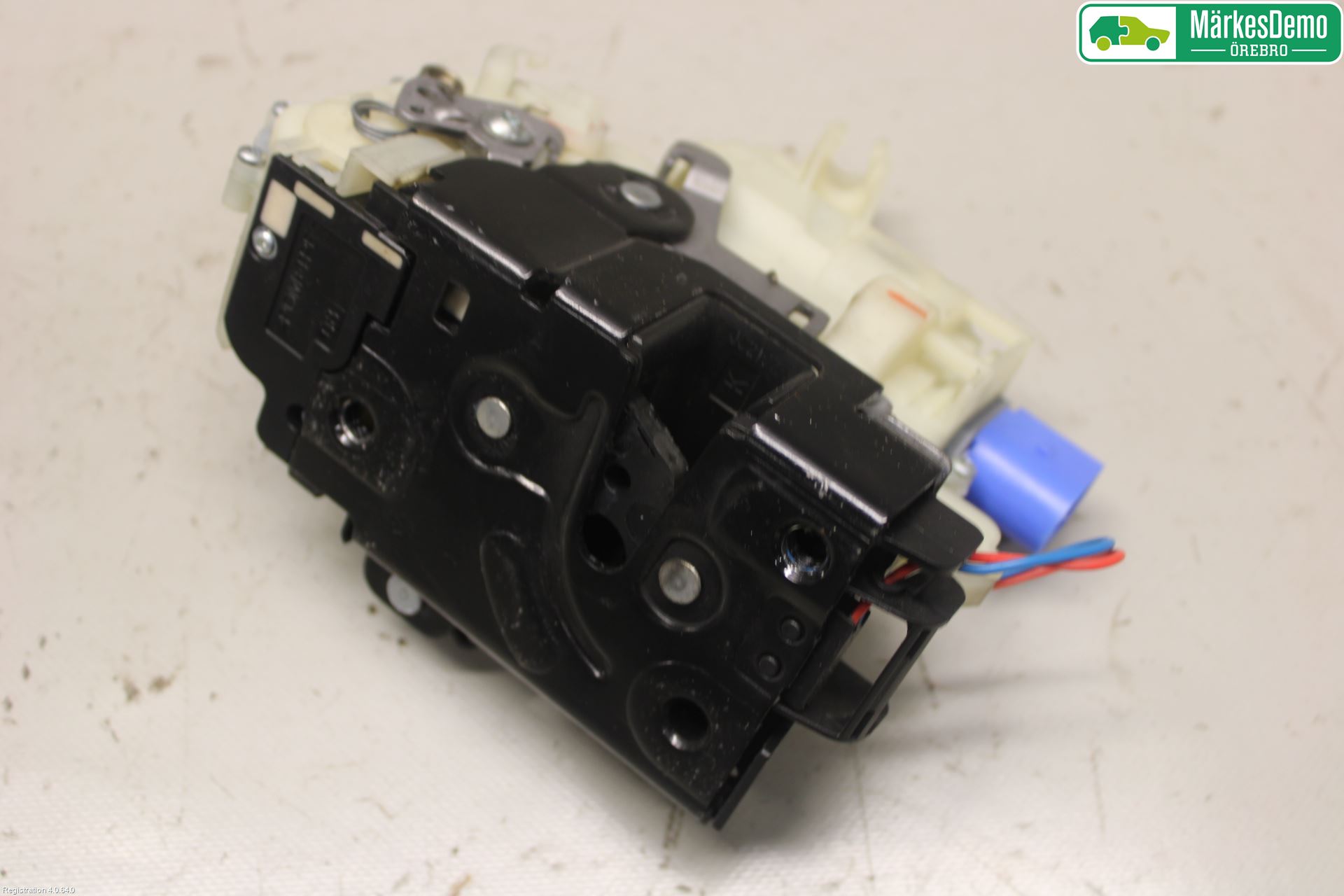 Volkswagen VW TRANSP/CARAVELLE (T6) 16-22 Låskista-Dörrlås