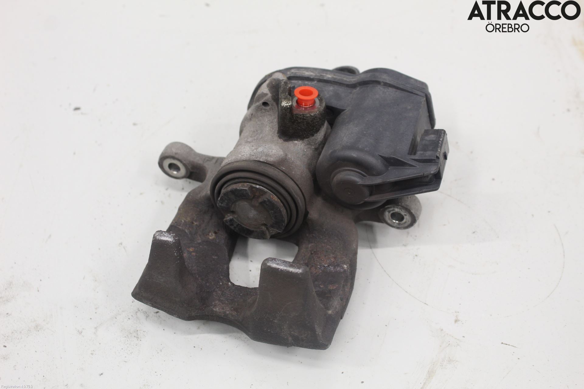 Audi A4/S4 B9 16-19 Bromsok Bak Höger