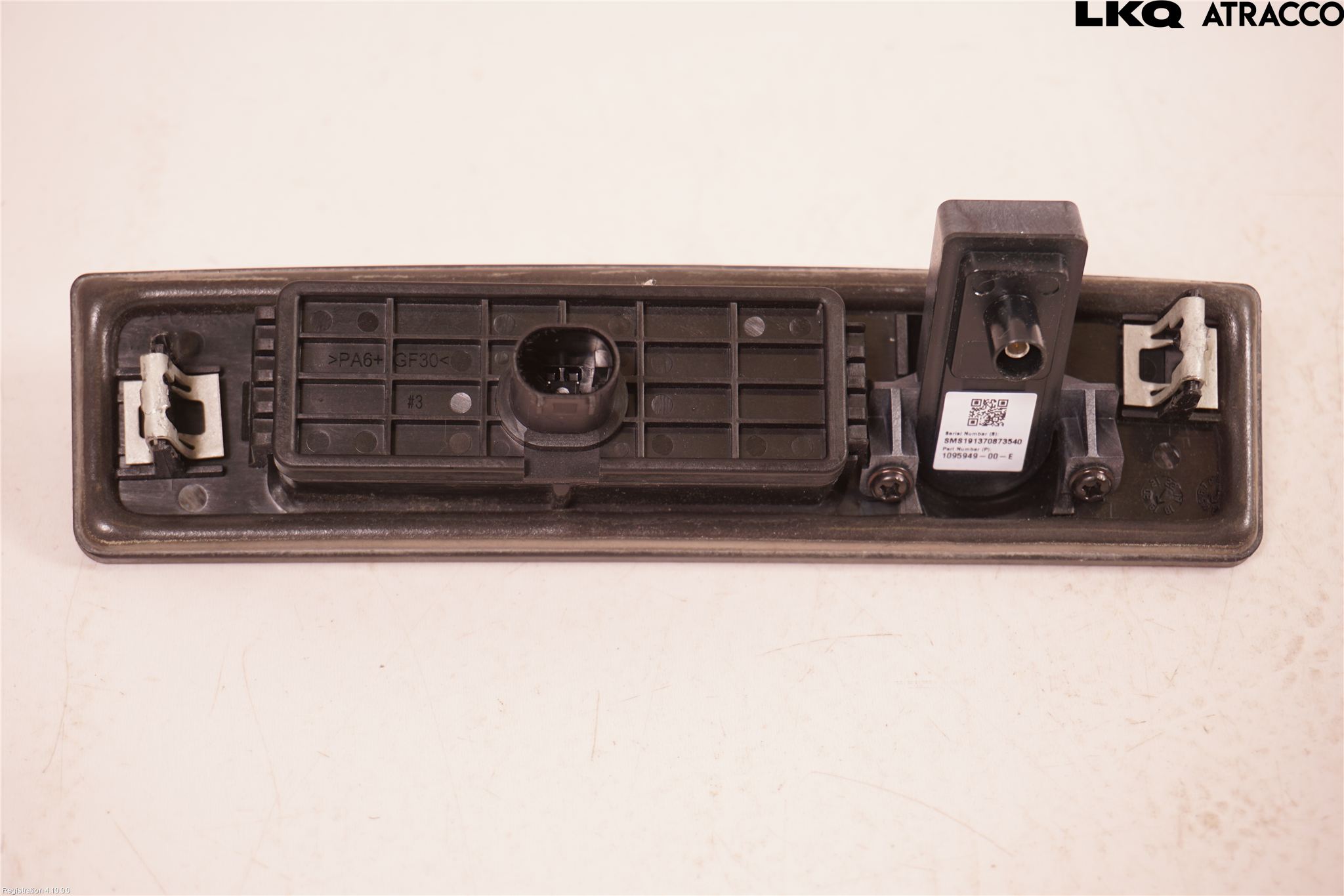 Tesla MODEL 3 17- Parkeringshjälp Kamera